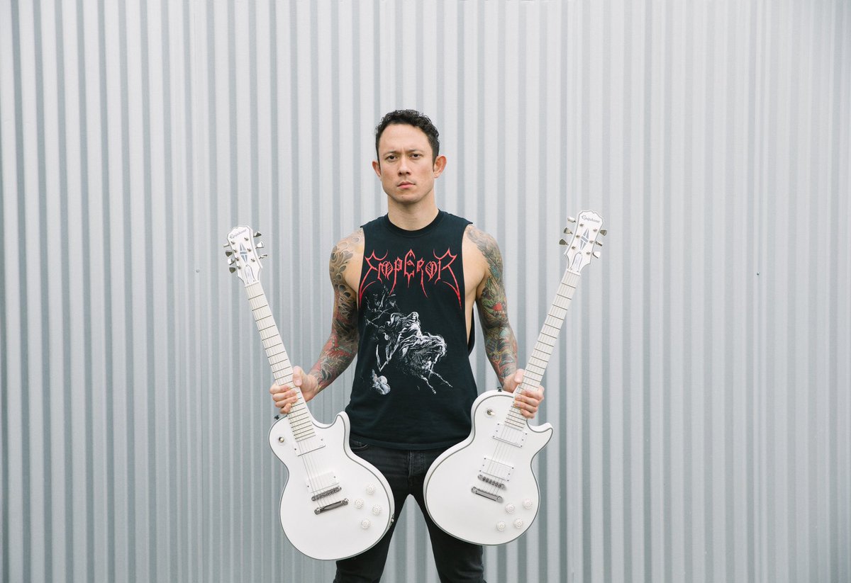 Matt Heafy lanza In Waves acústico