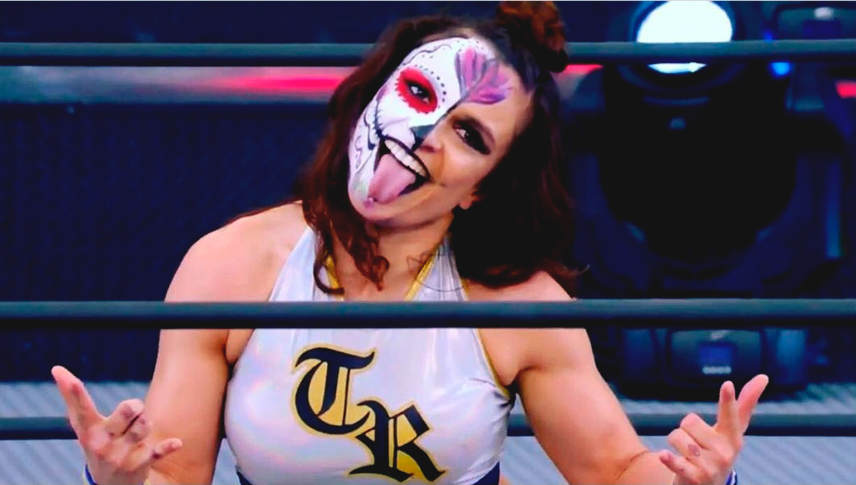 thunder rosa