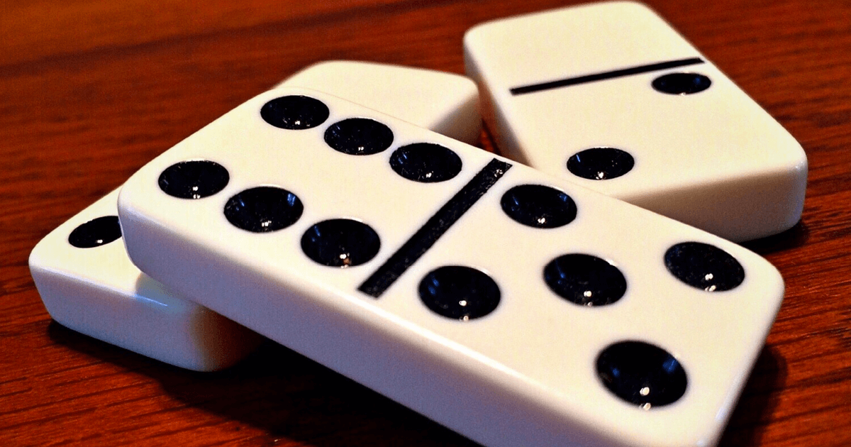 domino