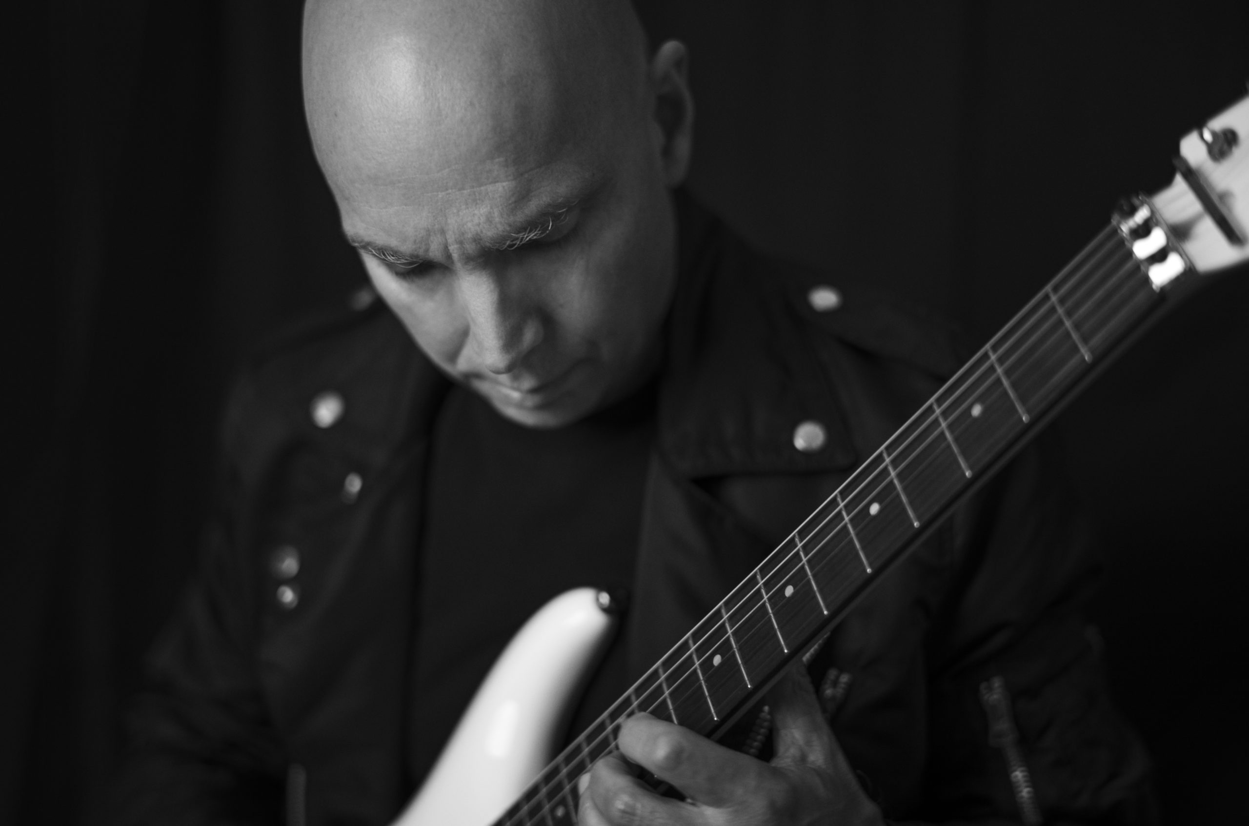 Joe Satriani entrevista 2 scaled 1