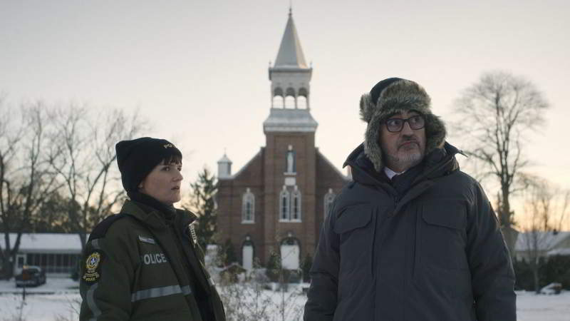 Three Pines con Alfred Molina se transmite en Prime Video