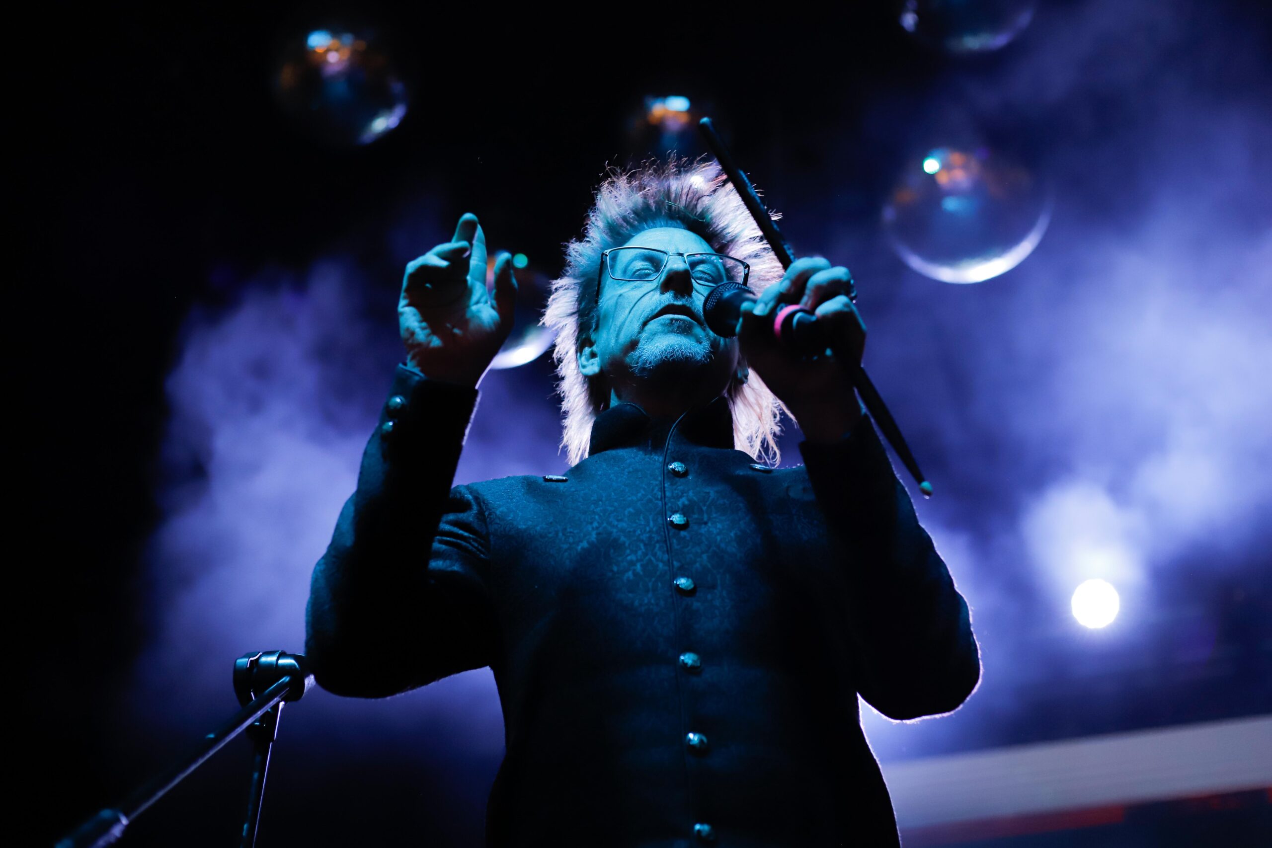 Information Society en el Salón la Maraka