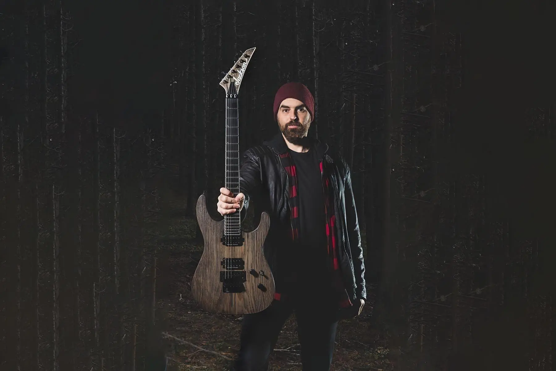 Pólvora charló con Carlos Lozano, guitarrista de Perséfone acerca de Metanoia y su regreso a las presentaciones en vivo