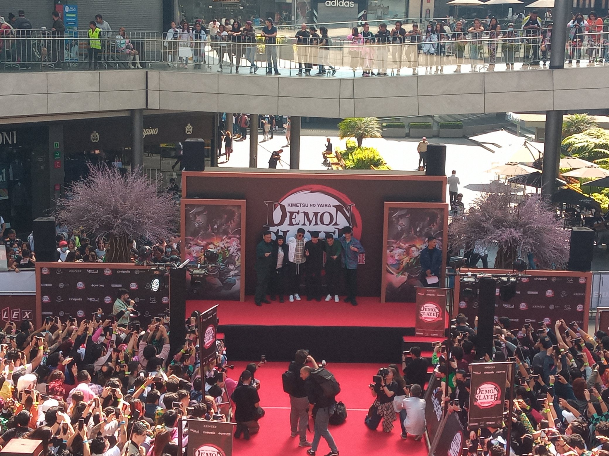 Con una gran convocatoria en Oasis Coyoacán, el Demon Slayer World Tour llegó a México para celebrar el inicio de un nuevo arco de este relato