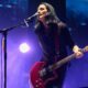 brian molko cantando