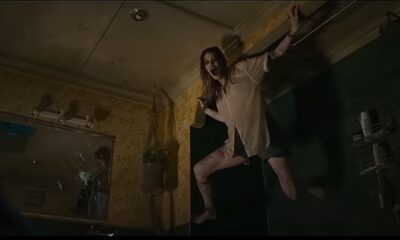 Ellie en el techo poseida