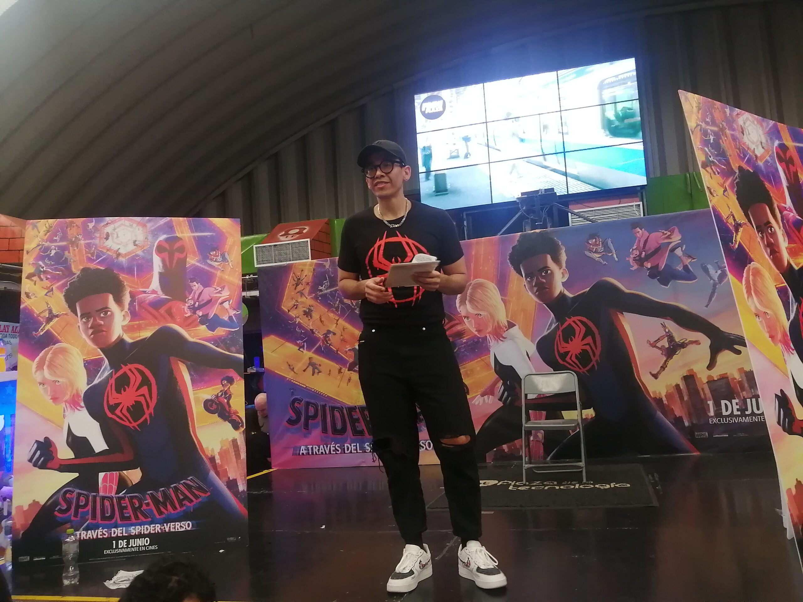 La Friki Plaza fue parte del Spiderverse al presentar a Cruz Contreras, animador mexicano que forma parte de este esperado filme