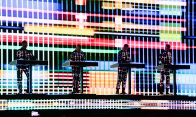 kraftwerk en el escenario del pepsi center wtc