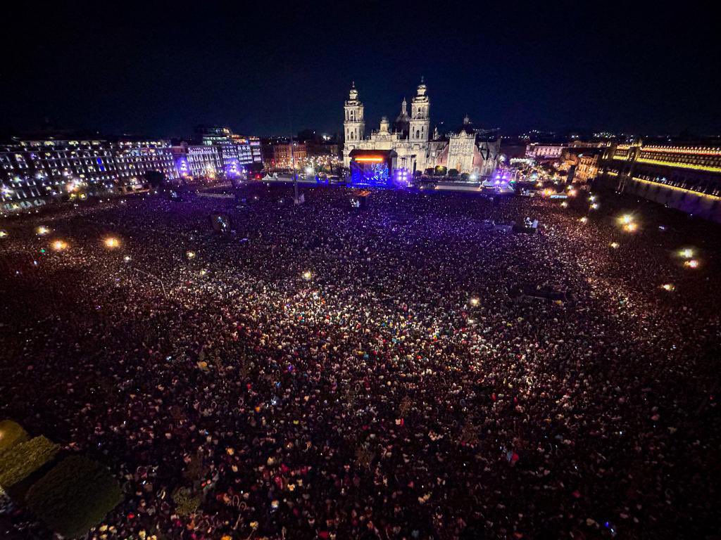 Los Fabulosos Cadillacs Zócalo