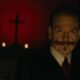 Kenneth Branagh personificando a Hercule Poirot