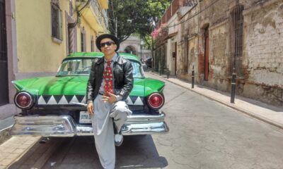 Pato, guitarrista de la Maldita Vecindad viajó por el pasado y presente de la banda en vísperas de su festejo ya tradicional del Día de Muertos