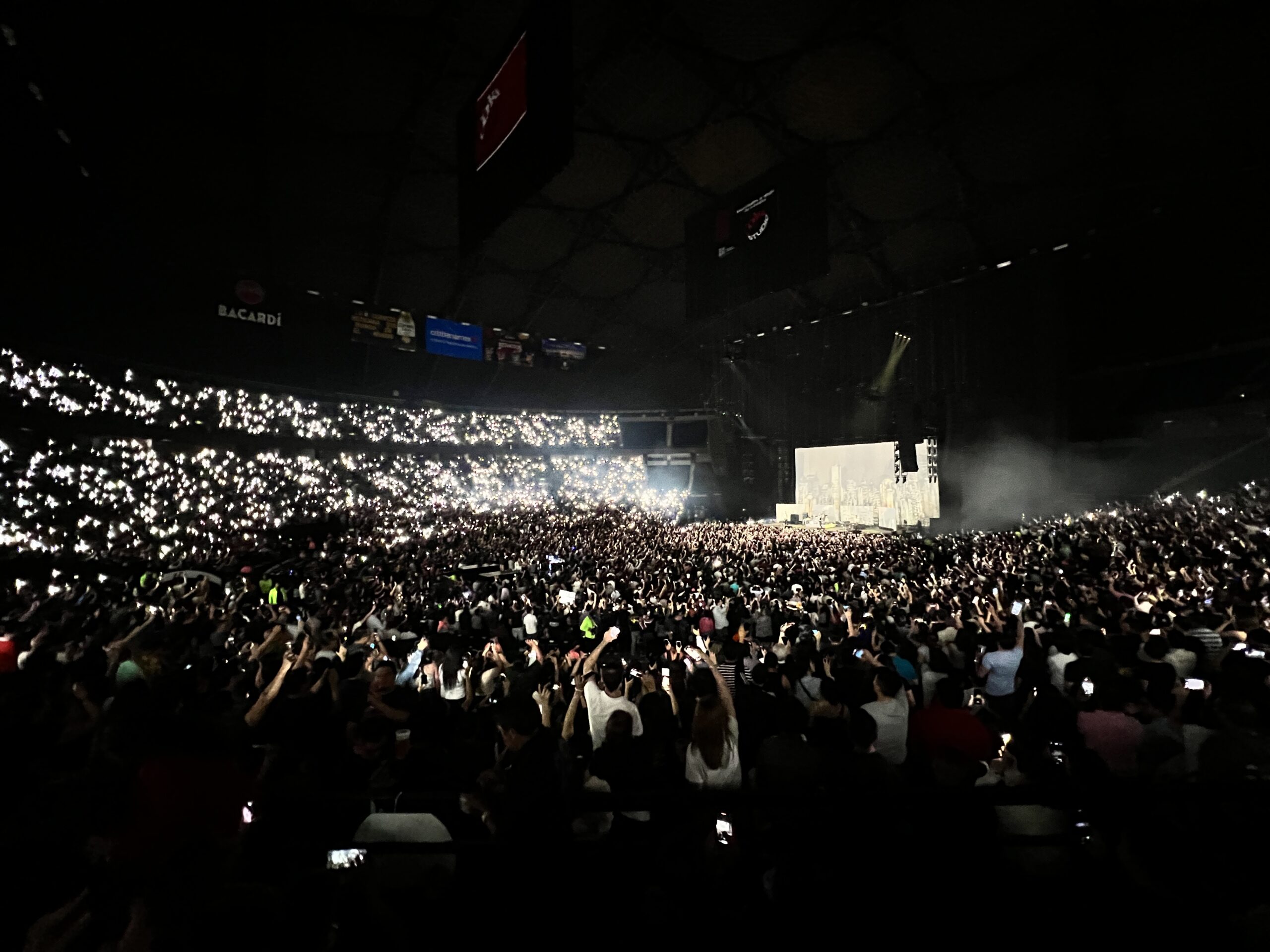 Keane en el Palacio de los Deportes