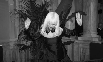 De ser una rockstar a crear setlists de DJ para las estrellas, Amazonica está de vuelta con un sencillo que significa un nuevo comienzo para ella
