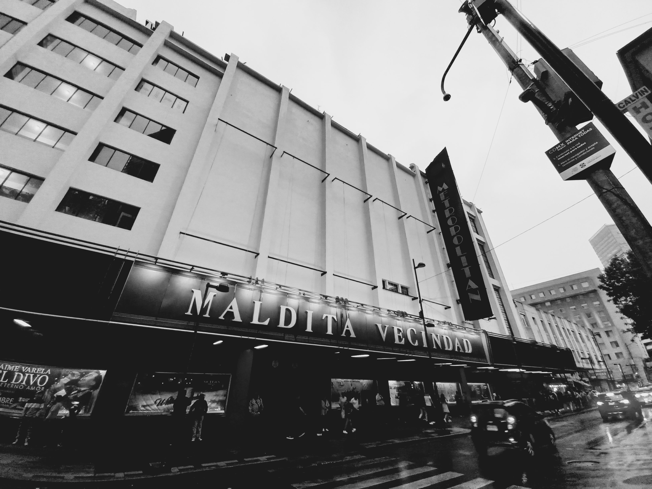 Noches de Kumbala en el Teatro metropólitan con la Maldita Vecindad / Foto: Andre Dulché