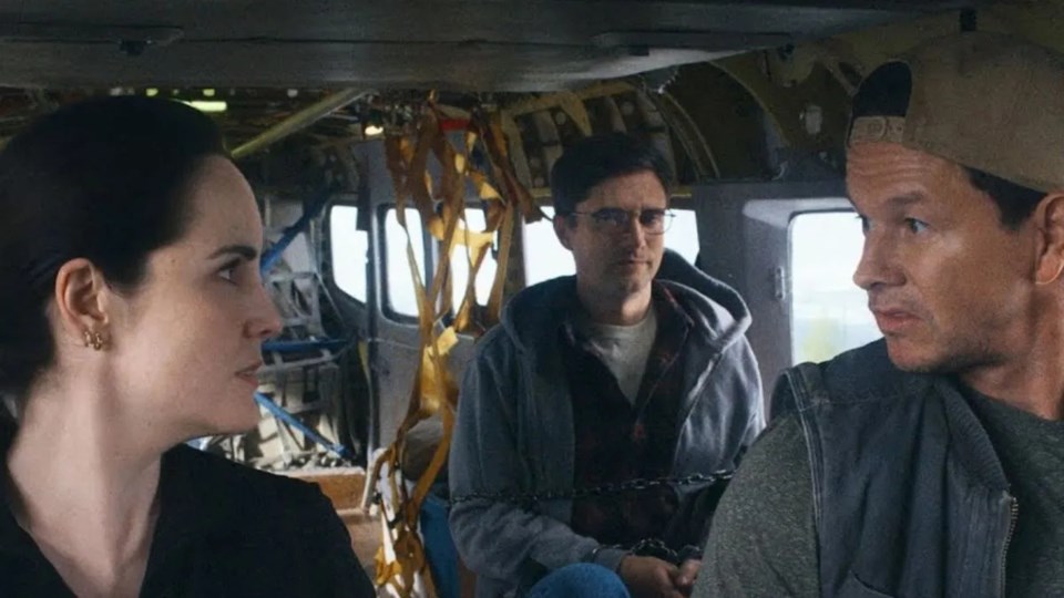 Reseña - Amenaza en el aire - película de acción