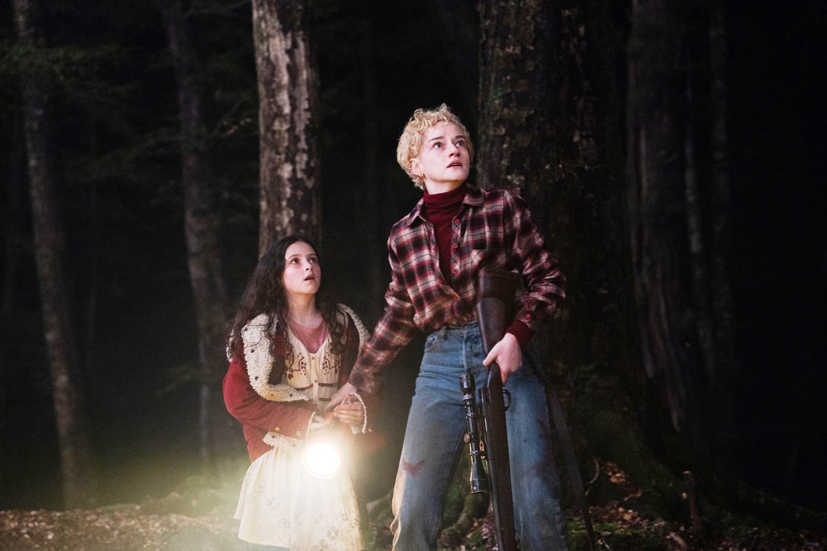charlotte y ginger en el bosque