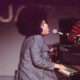 Roberta Flack, leyenda del soul y R&B falleció a los 88 años el 24 de febrero de 2025.
