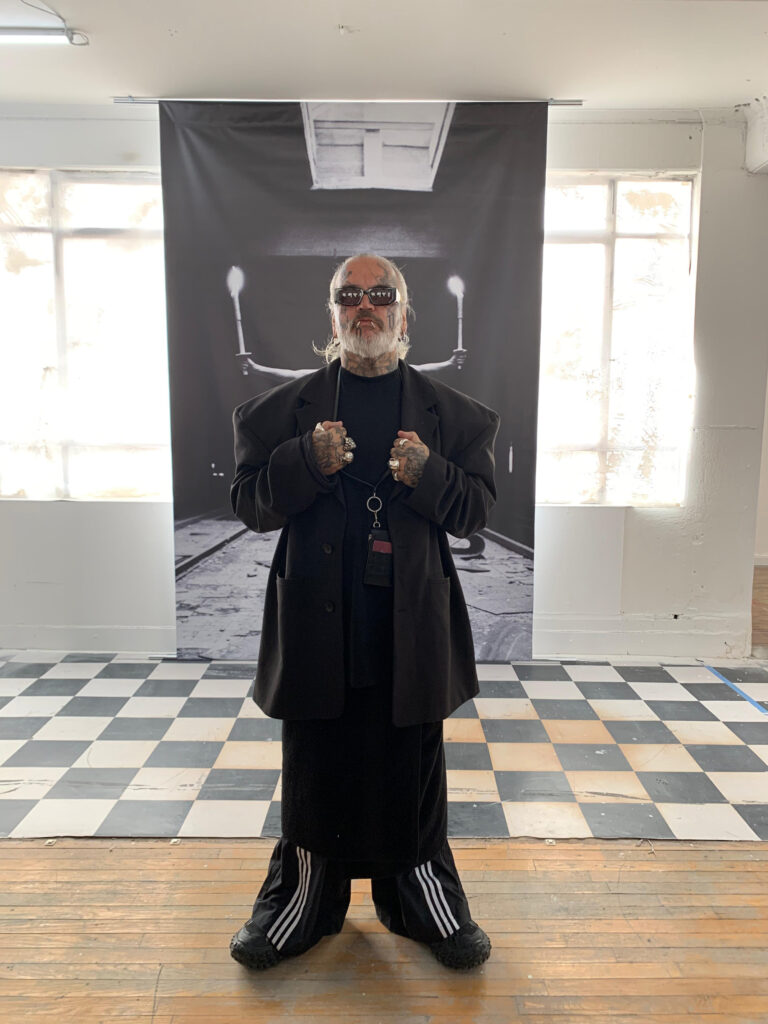 Sven Marquardt presentó la exposición Beauty and Decay en la CDMX / Foto: Alejandro Piña