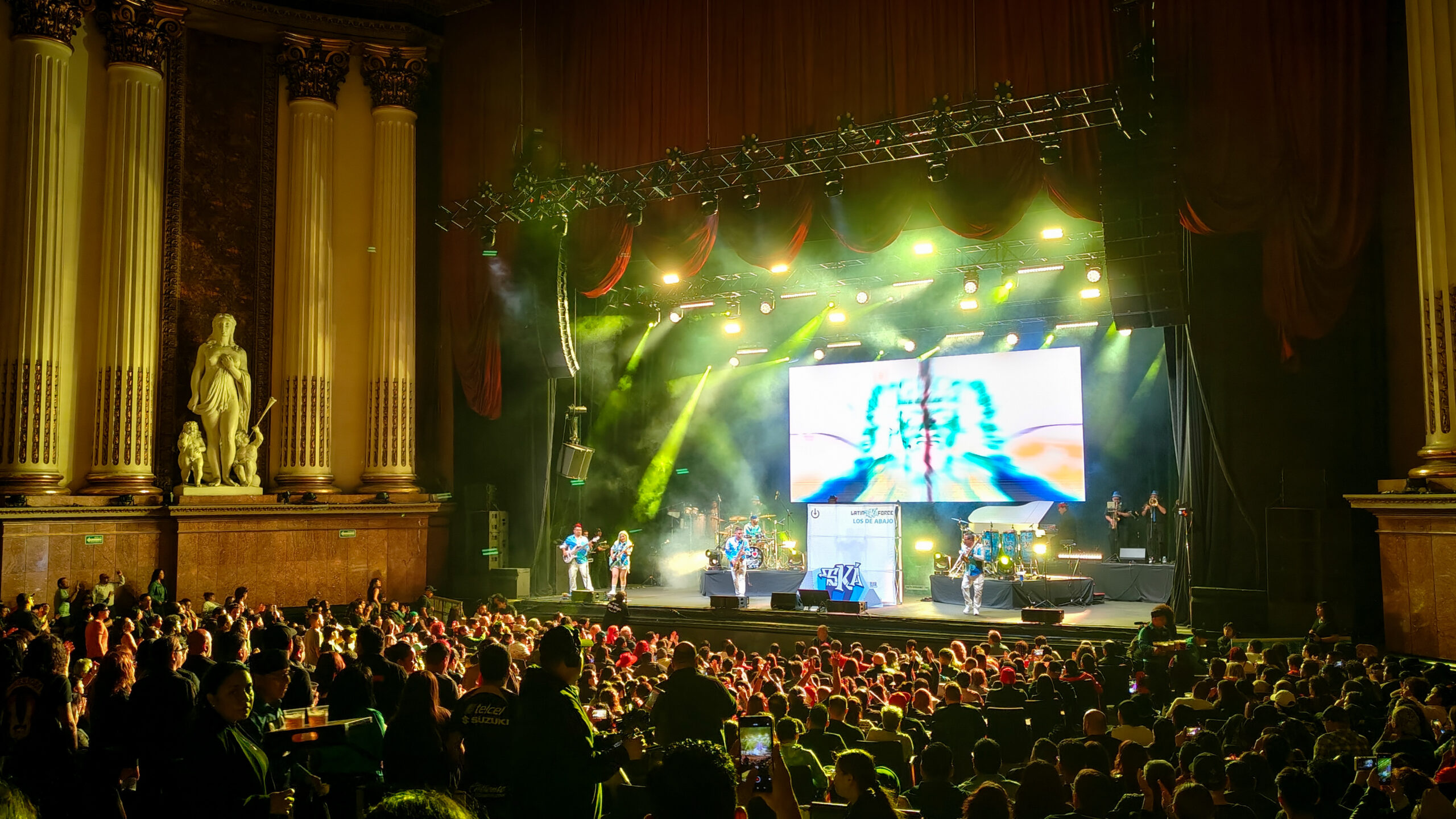 Los de Abajo desde el Teatro Metropólitan / Foto: Andre Dulché